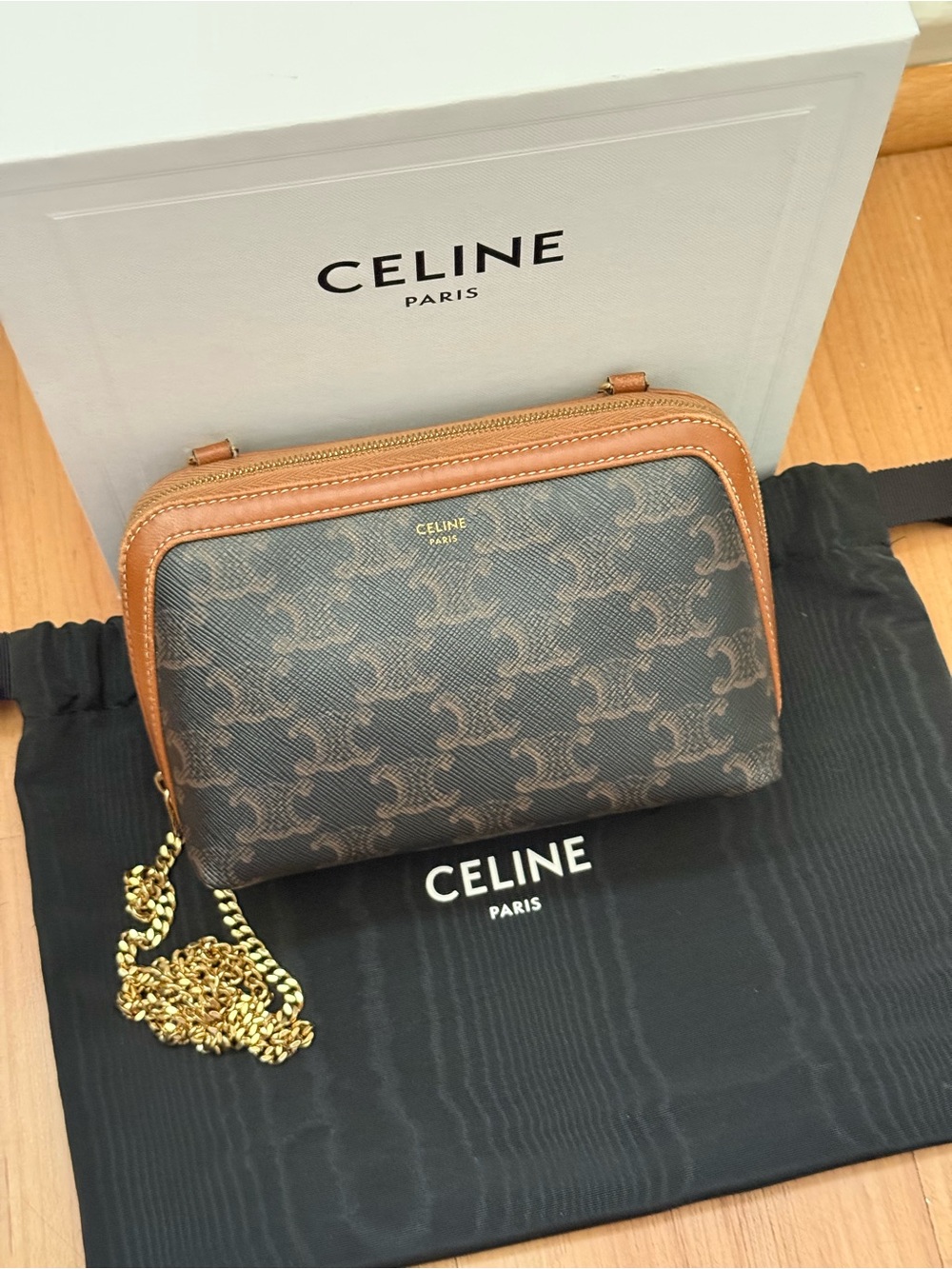 CELINE Clutch on Chain